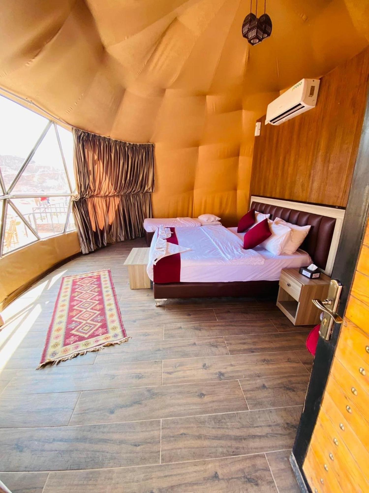 Wadi Rum Starlight Camp Hotel Екстериор снимка