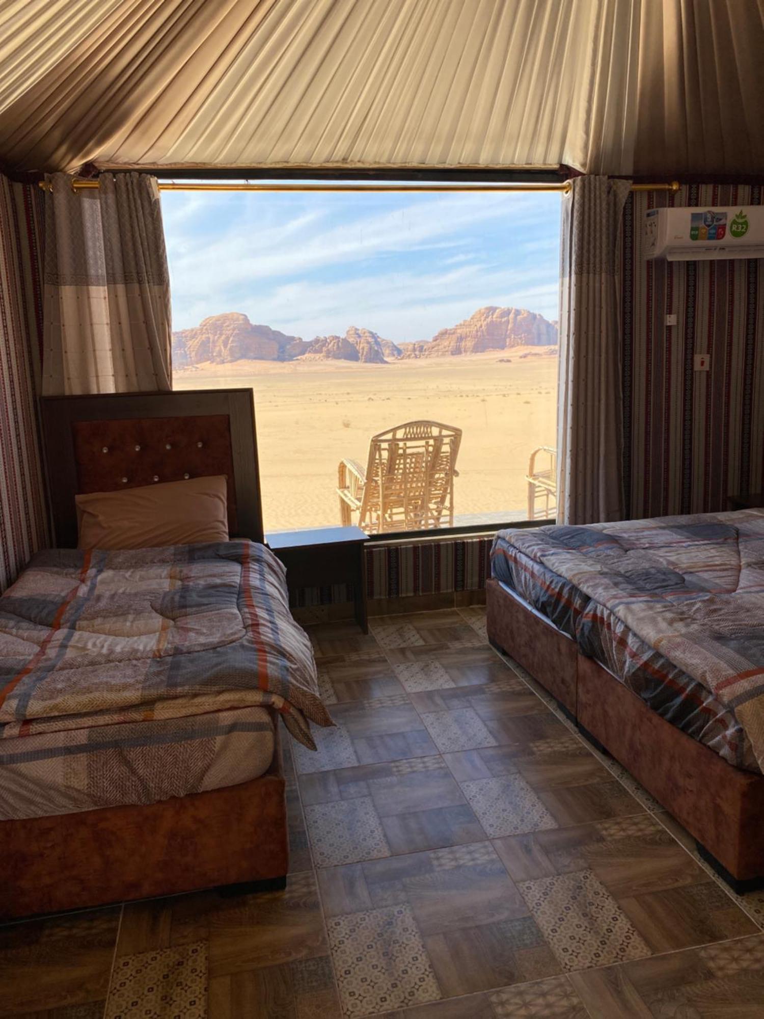 Wadi Rum Starlight Camp Hotel Екстериор снимка