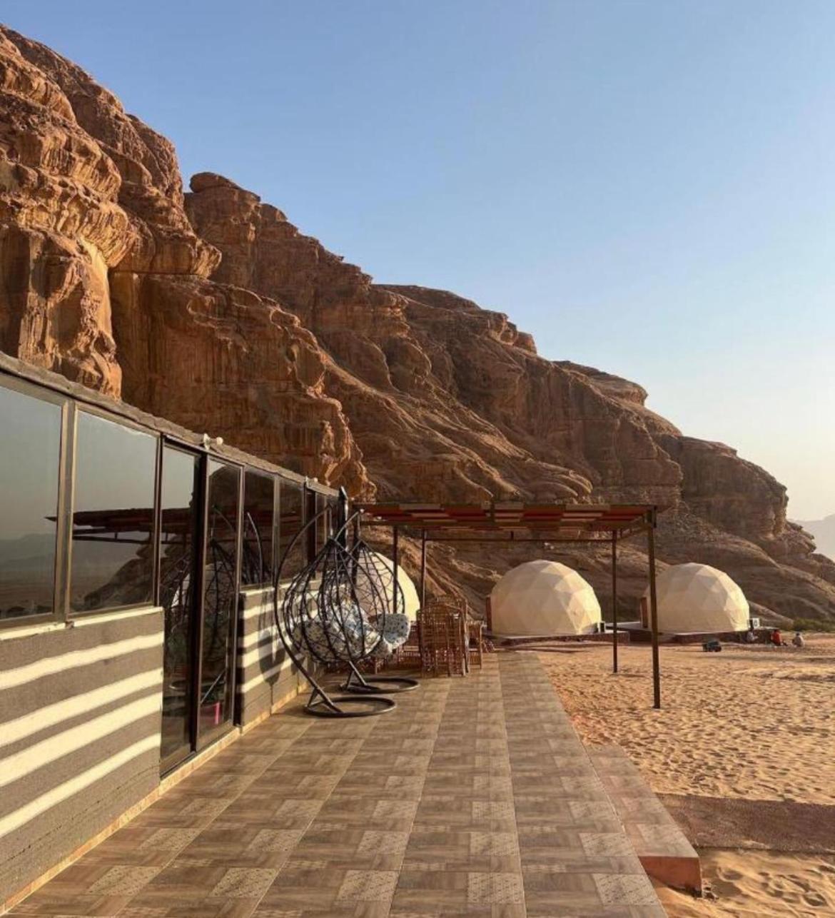 Wadi Rum Starlight Camp Hotel Екстериор снимка